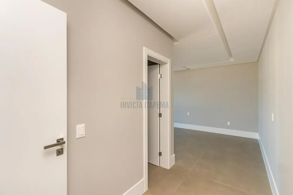 Casa, 4 quartos, 210 m² - Foto 1