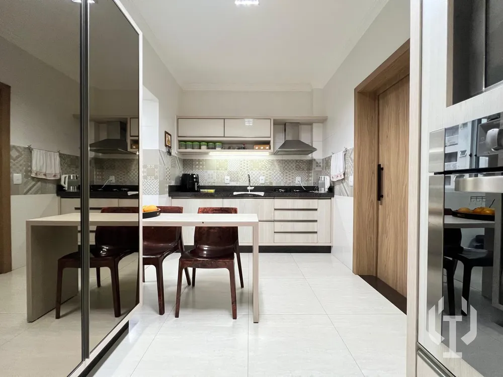 Apartamento, 4 quartos, 139 m² - Foto 1