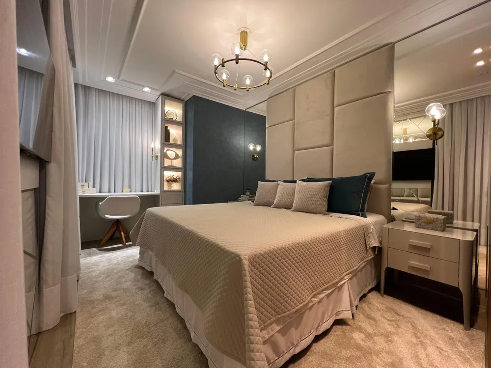 Casa, 4 quartos, 305 m² - Foto 1