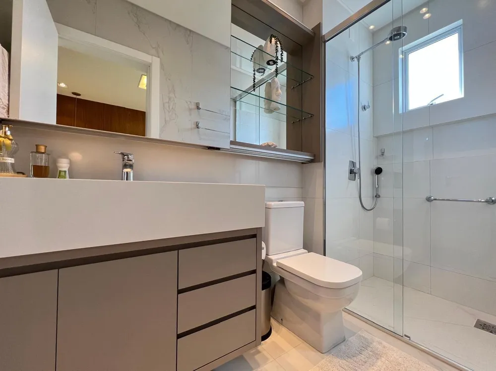 Apartamento, 3 quartos, 197 m² - Foto 3