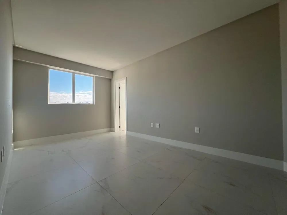 Apartamento, 4 quartos, 197 m² - Foto 1