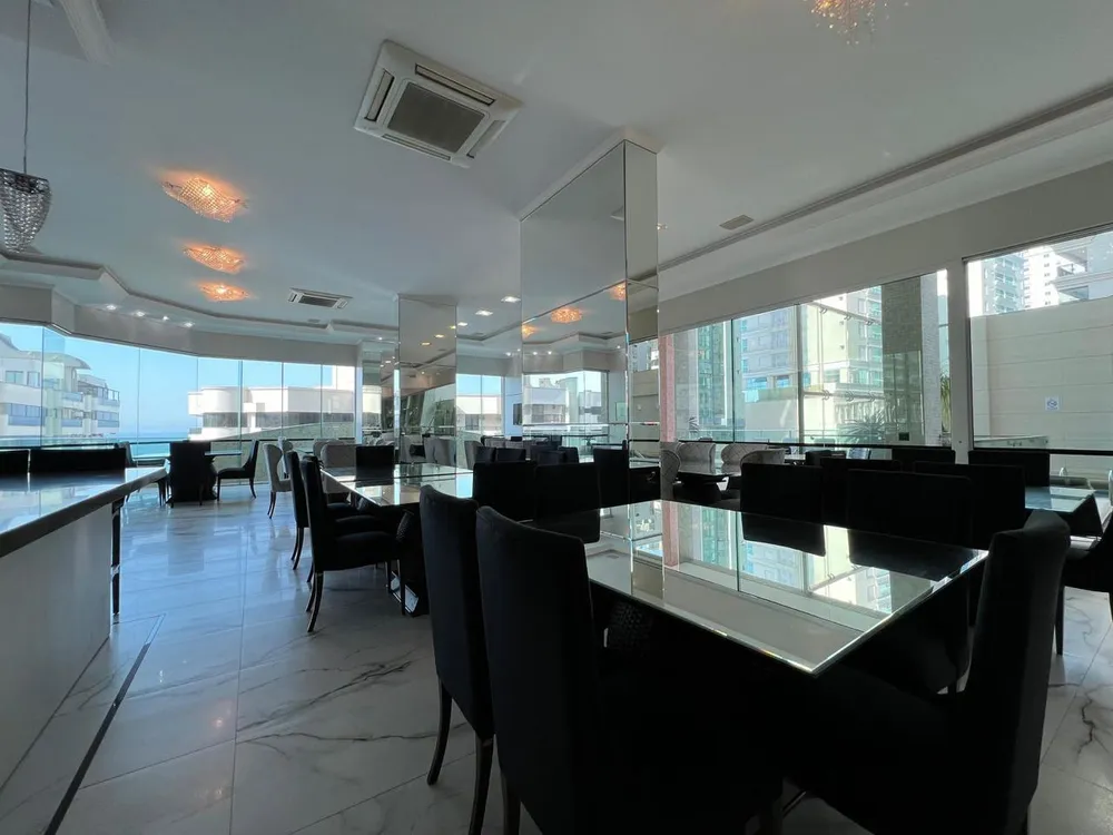 Casa, 5 quartos, 300 m² - Foto 8