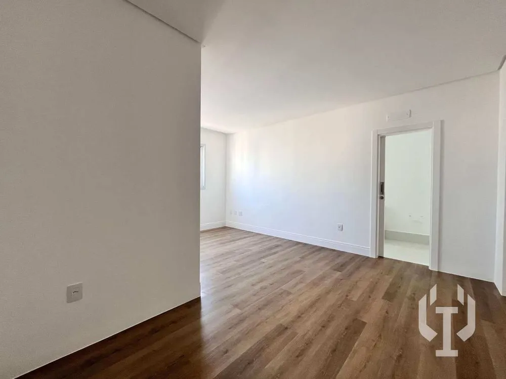 Apartamento, 3 quartos, 160 m² - Foto 6