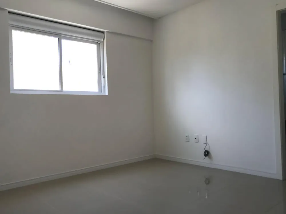 Apartamento, 3 quartos, 112 m² - Foto 2