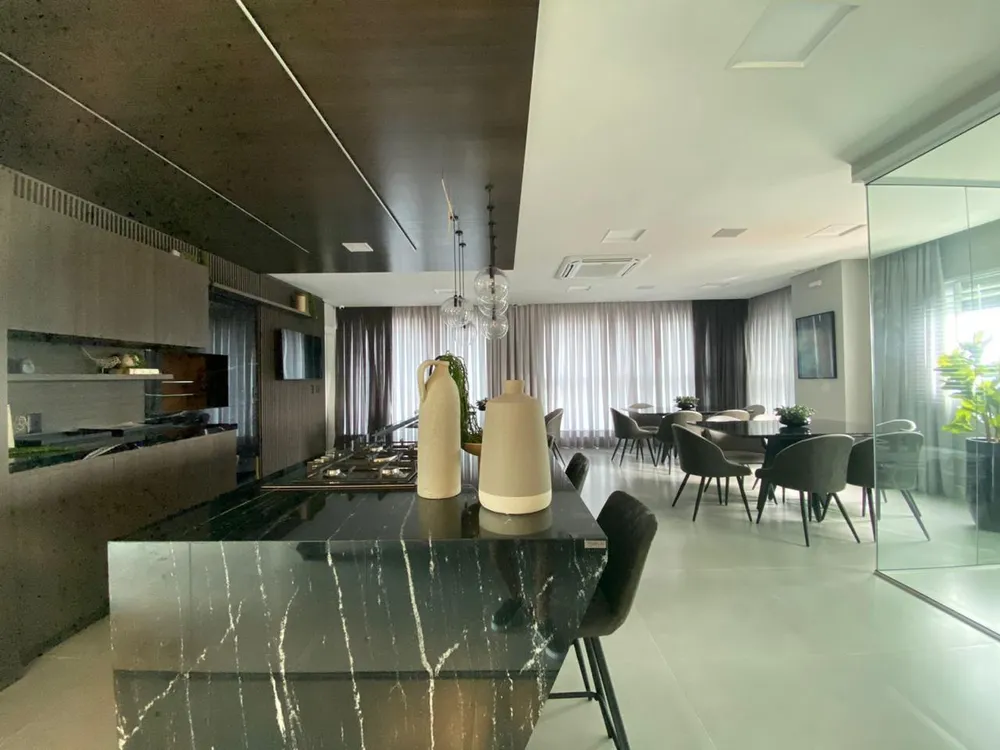 Apartamento, 3 quartos, 117 m² - Foto 1