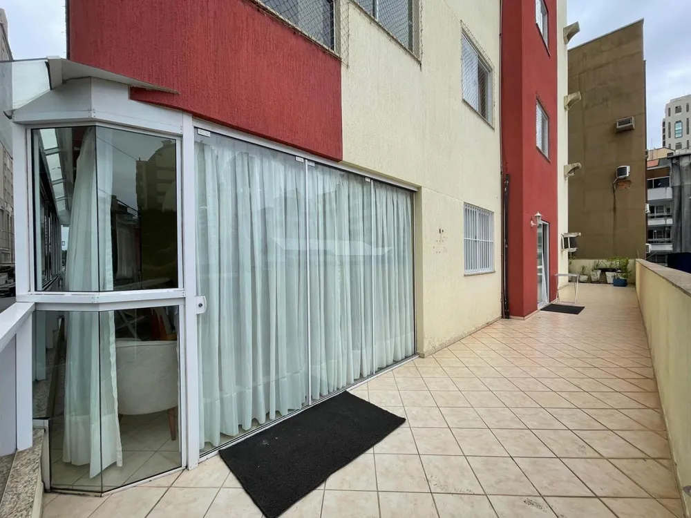 Apartamento, 3 quartos, 196 m² - Foto 1