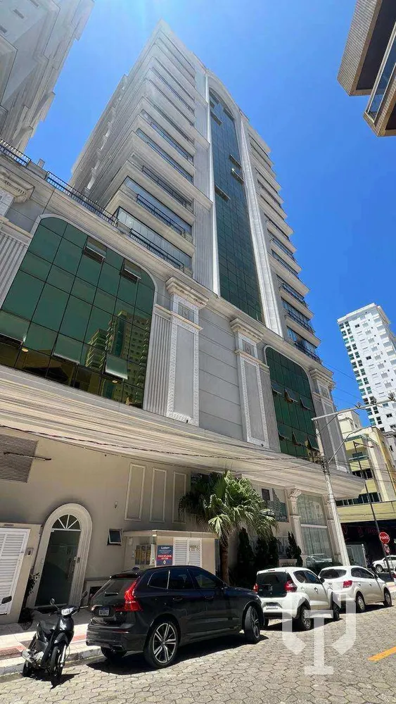 Apartamento, 4 quartos, 190 m² - Foto 1