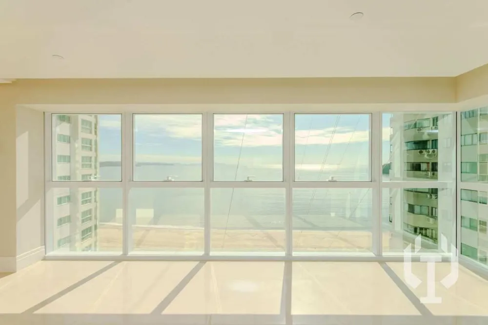 Apartamento, 4 quartos, 194 m² - Foto 2