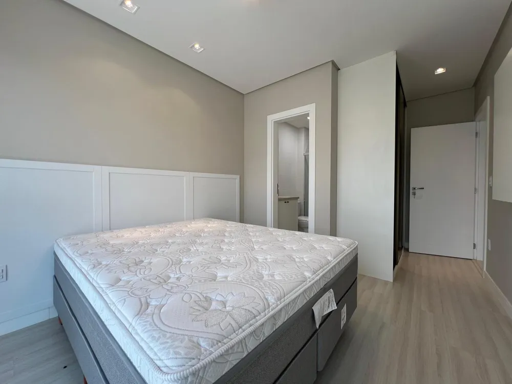 Apartamento, 3 quartos, 138 m² - Foto 2
