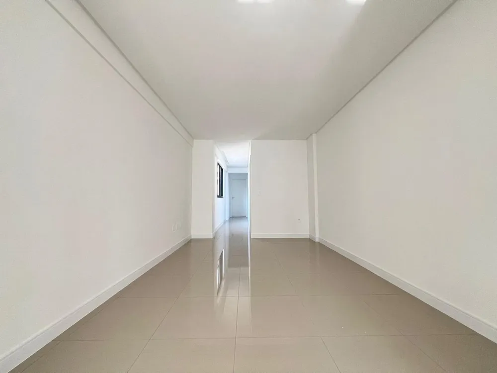 Apartamento, 3 quartos, 105 m² - Foto 2