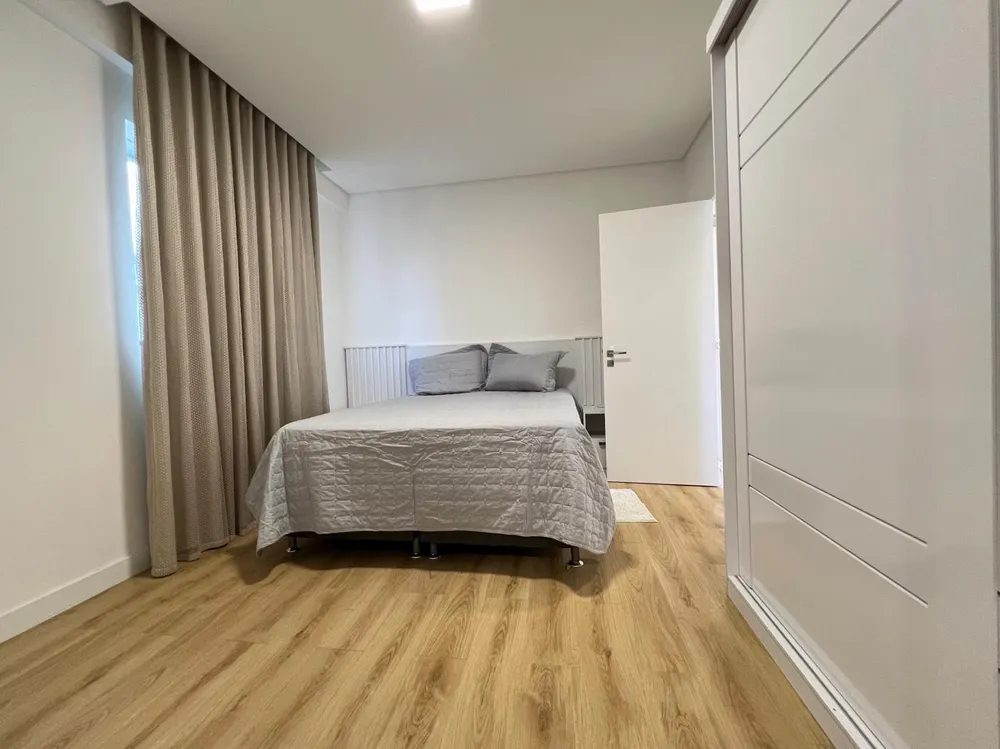 Apartamento, 3 quartos, 120 m² - Foto 2