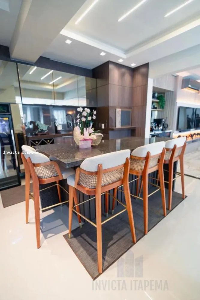 Cobertura, 4 quartos, 268 m² - Foto 2
