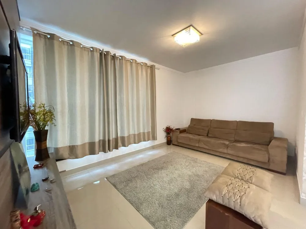 Apartamento, 3 quartos, 135 m² - Foto 2