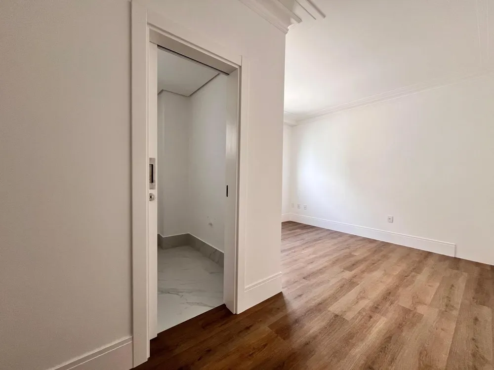 Apartamento, 4 quartos, 225 m² - Foto 8