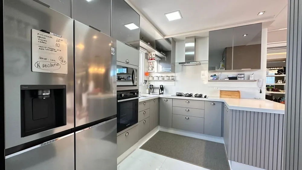 Casa, 4 quartos, 255 m² - Foto 1