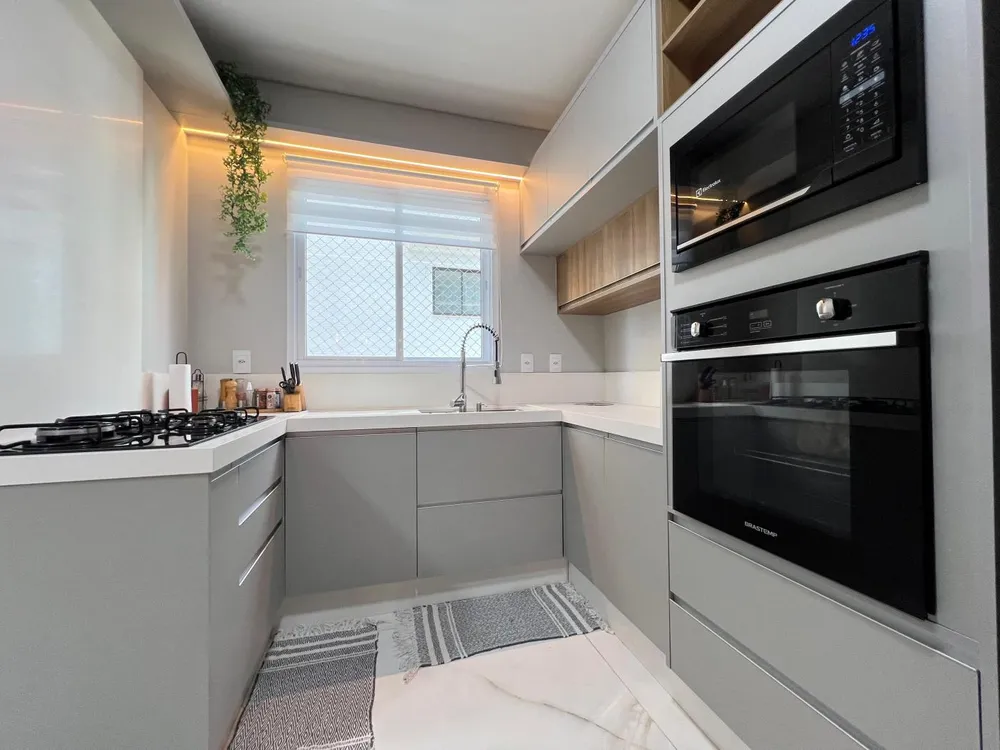 Casa, 4 quartos, 182 m² - Foto 1