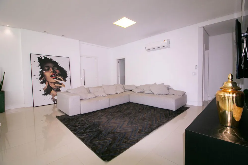 Apartamento, 4 quartos, 193 m² - Foto 1
