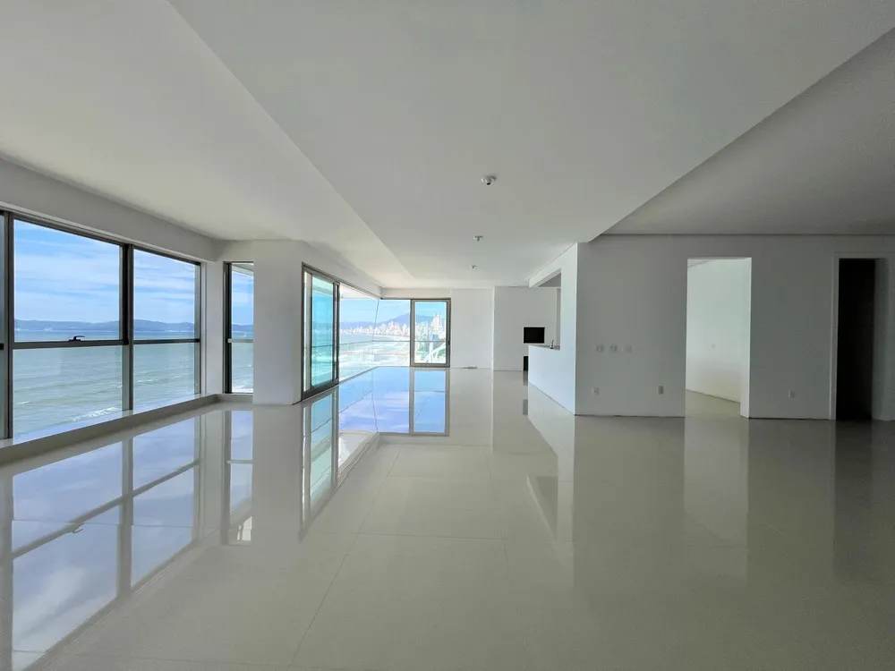 Casa, 6 quartos, 440 m² - Foto 2