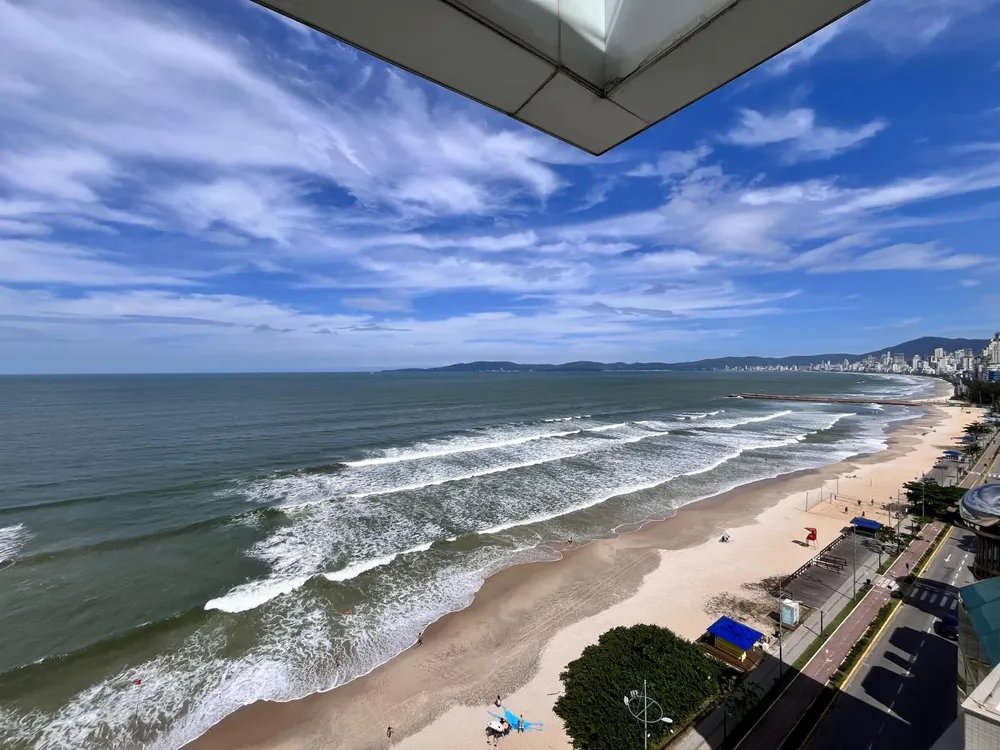 Casa, 6 quartos, 440 m² - Foto 4
