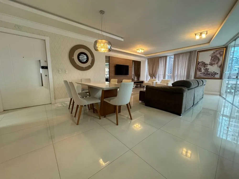 Apartamento, 3 quartos, 154 m² - Foto 2