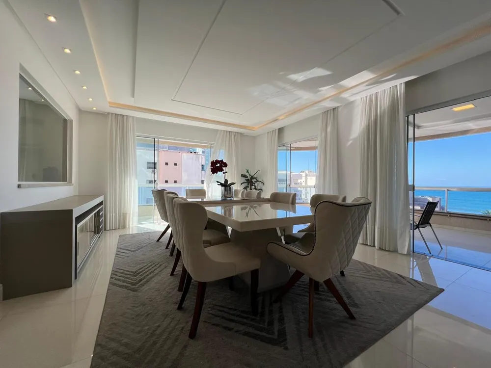 Casa, 4 quartos, 270 m² - Foto 4