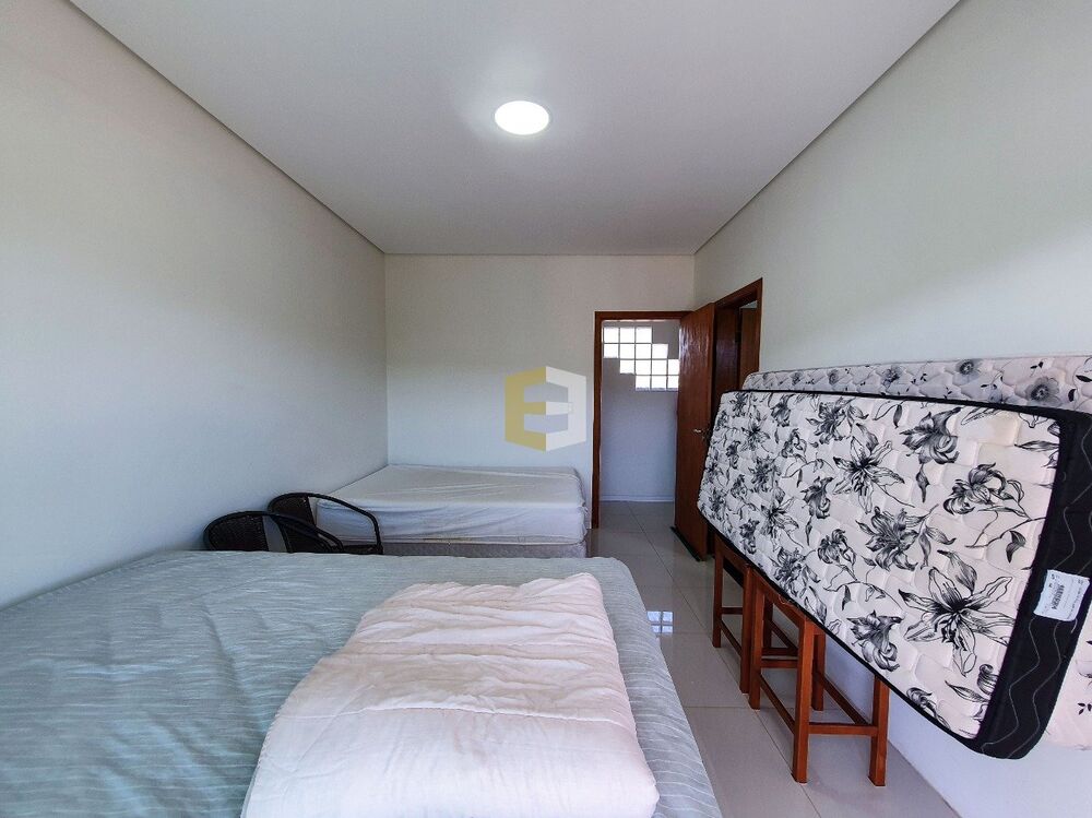 Casa, 3 quartos, 380 m² - Foto 2