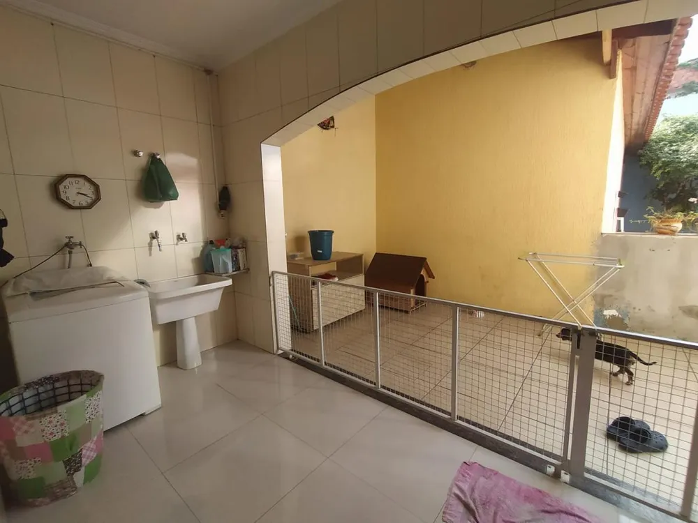Casa, 3 quartos, 220 m² - Foto 10
