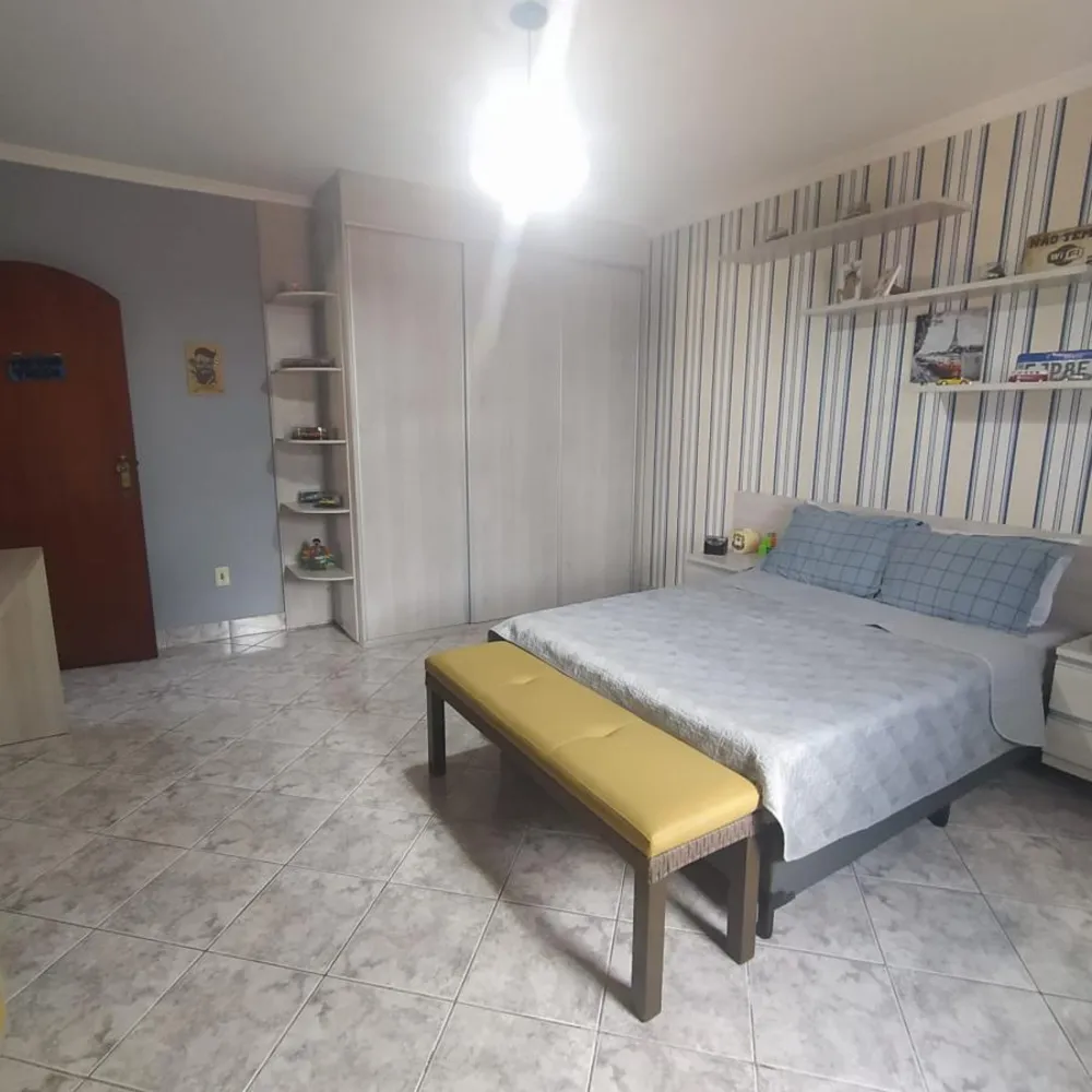 Casa, 3 quartos, 220 m² - Foto 11
