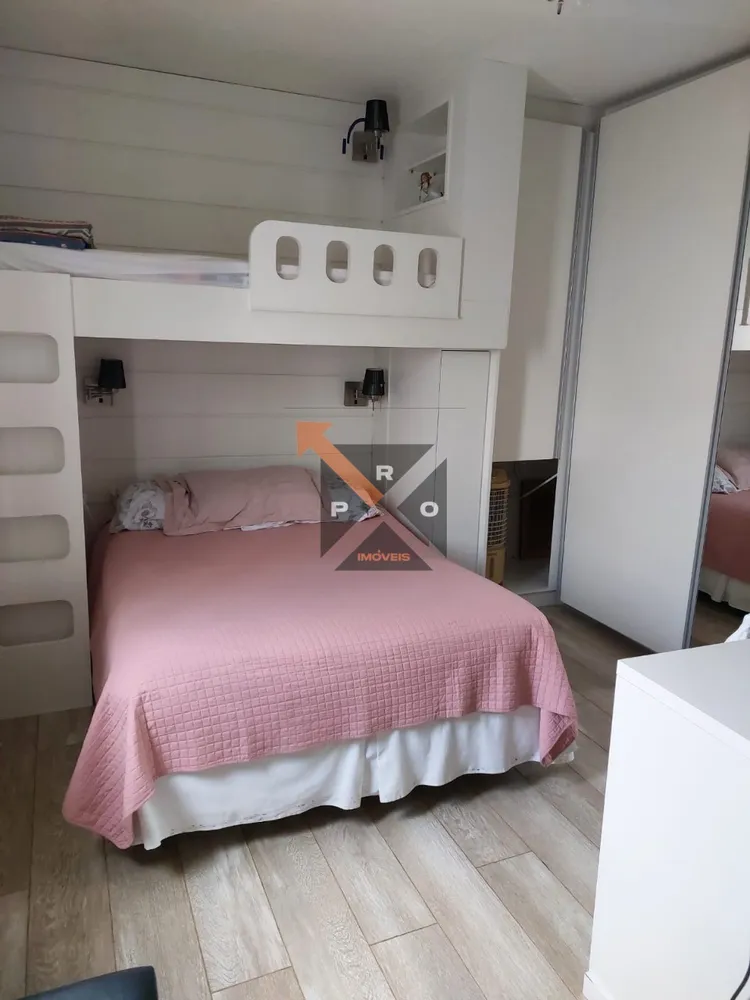 Casa, 5 quartos, 251 m² - Foto 1