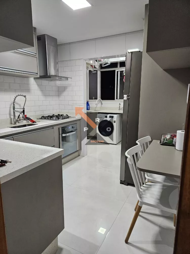 Apartamento à venda com 2 quartos, 70m² - Foto 7