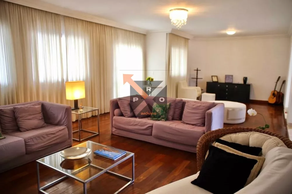 Apartamento à venda com 3 quartos, 186m² - Foto 1