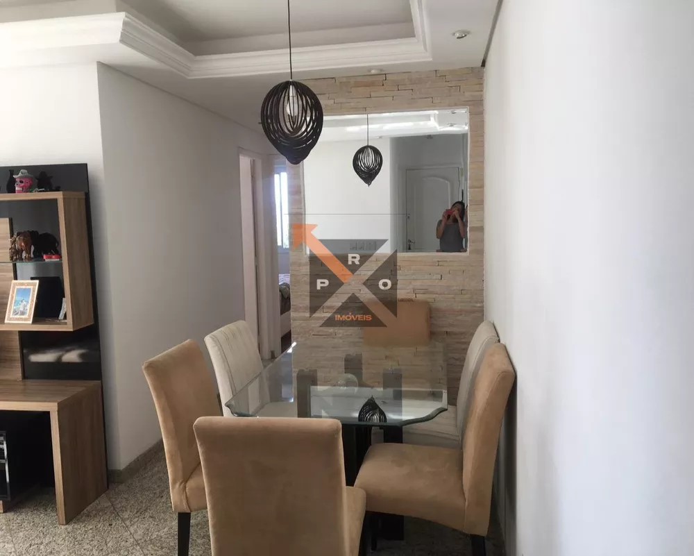 Apartamento à venda com 2 quartos, 62m² - Foto 3