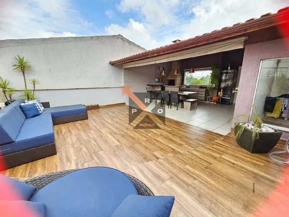 Casa, 3 quartos, 220 m² - Foto 1