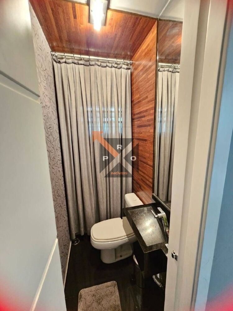 Casa, 3 quartos, 220 m² - Foto 1