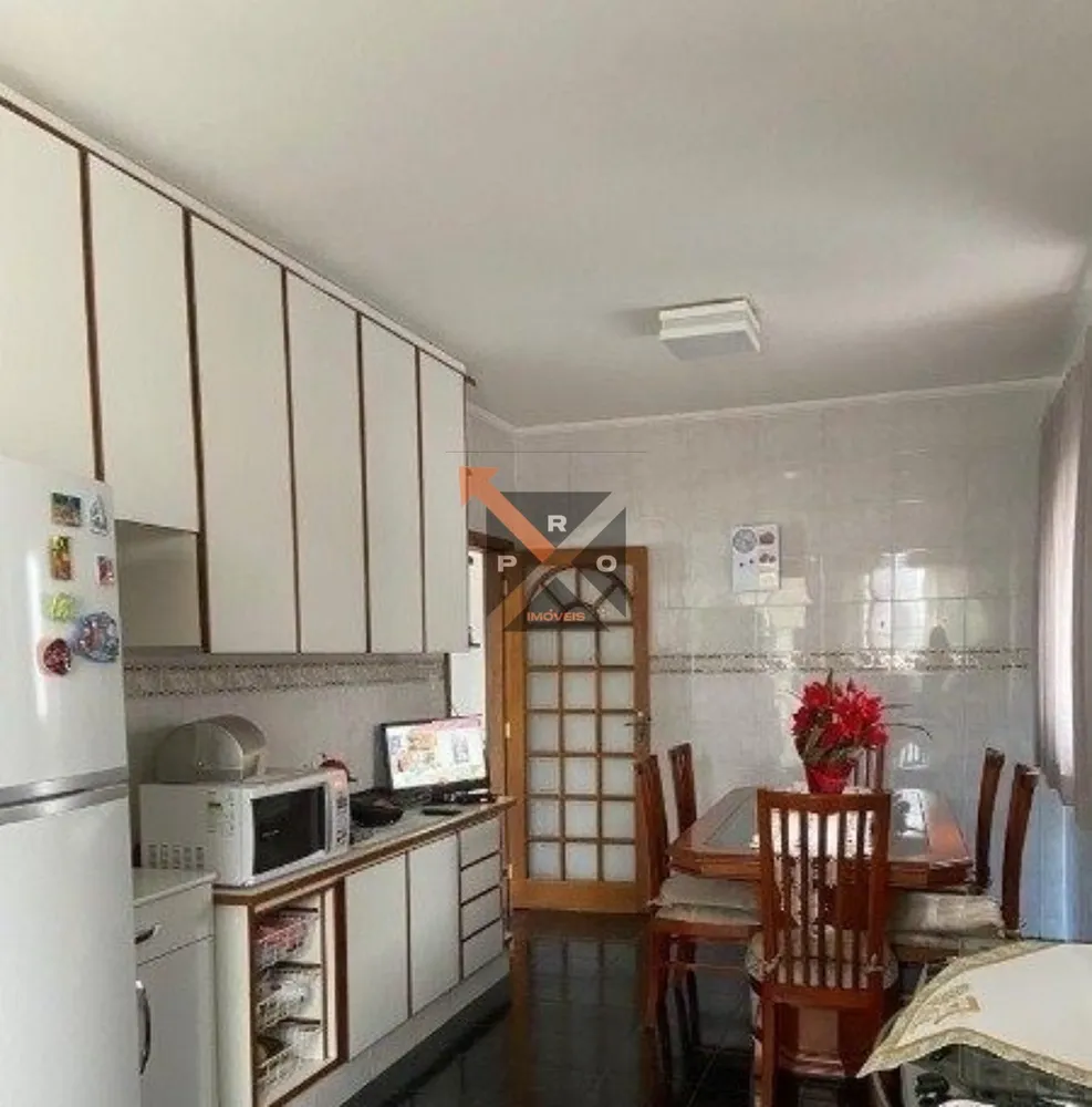 Casa, 3 quartos, 200 m² - Foto 2
