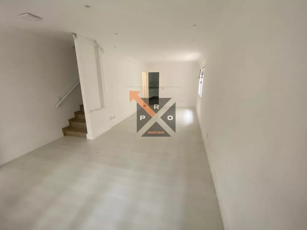 Casa à venda com 3 quartos, 200m² - Foto 4