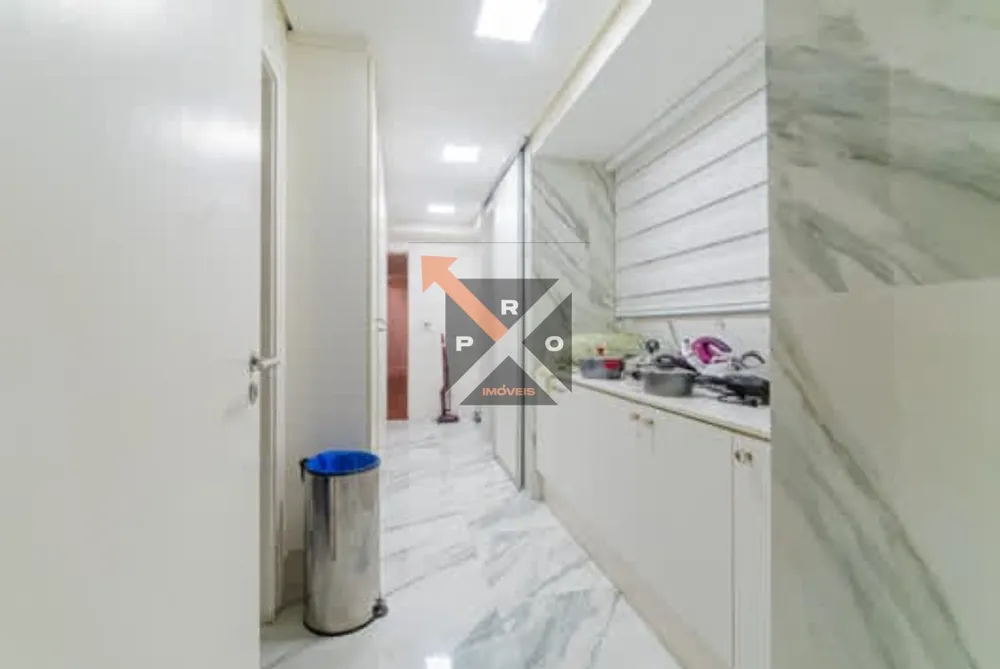 Apartamento, 3 quartos, 221 m² - Foto 1
