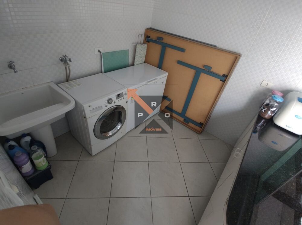 Casa, 3 quartos, 200 m² - Foto 2