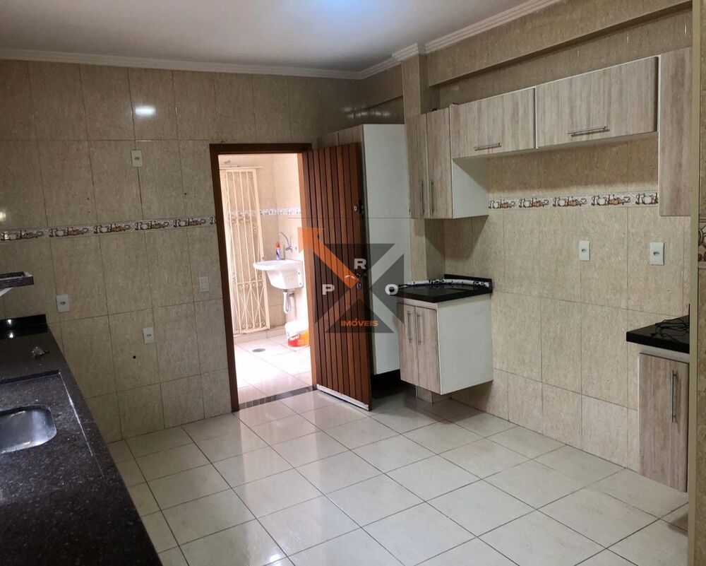 Casa, 3 quartos, 220 m² - Foto 10
