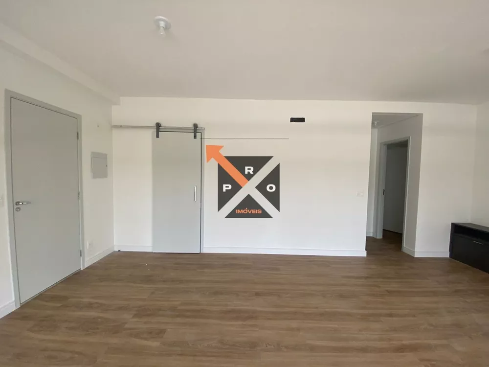 Apartamento para alugar com 3 quartos, 116m² - Foto 4