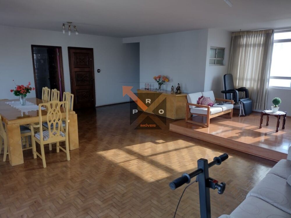 Apartamento, 3 quartos, 202 m² - Foto 1