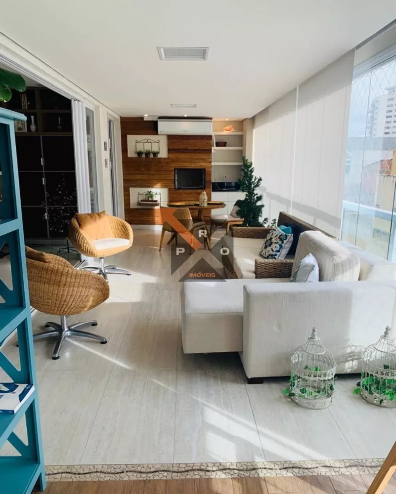 Apartamento à venda com 3 quartos, 146m² - Foto 1