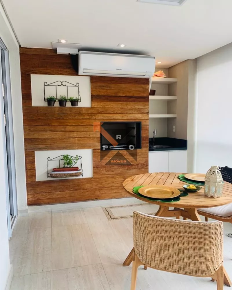 Apartamento à venda com 3 quartos, 146m² - Foto 2