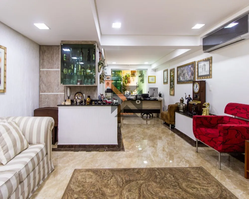 Casa, 3 quartos, 290 m² - Foto 1