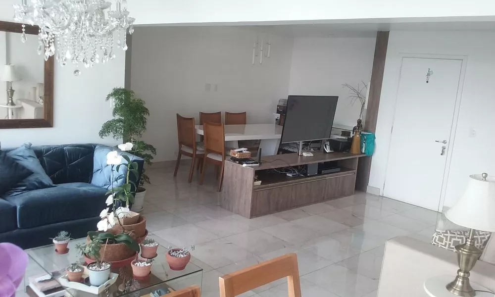 Apartamento à venda com 3 quartos, 100m² - Foto 2