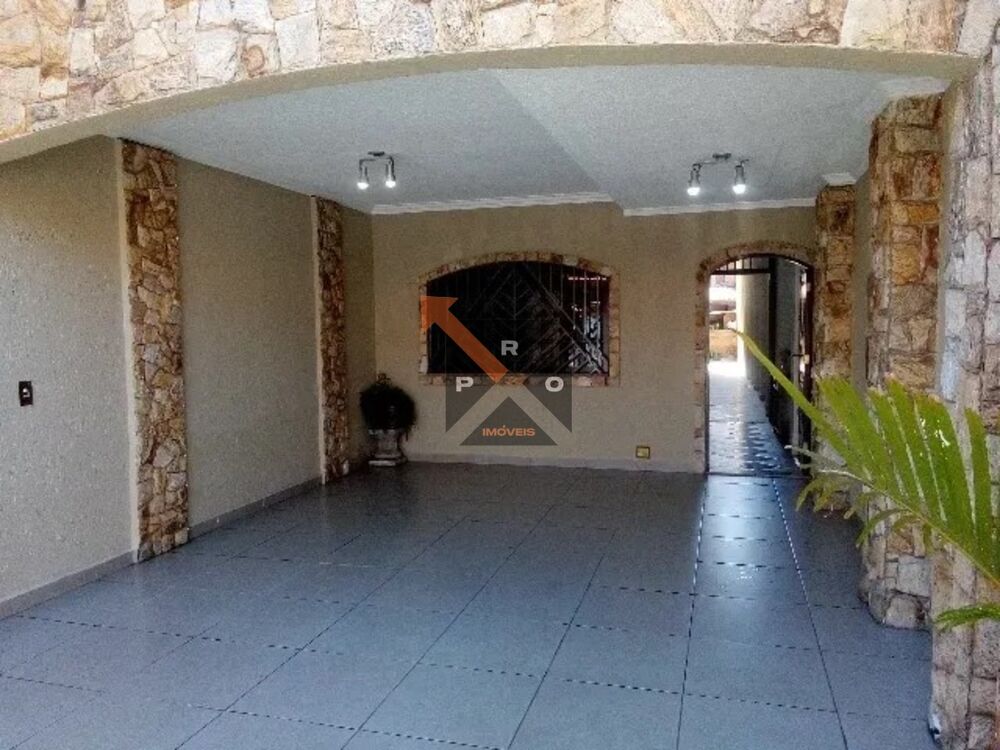 Casa, 3 quartos, 214 m² - Foto 4