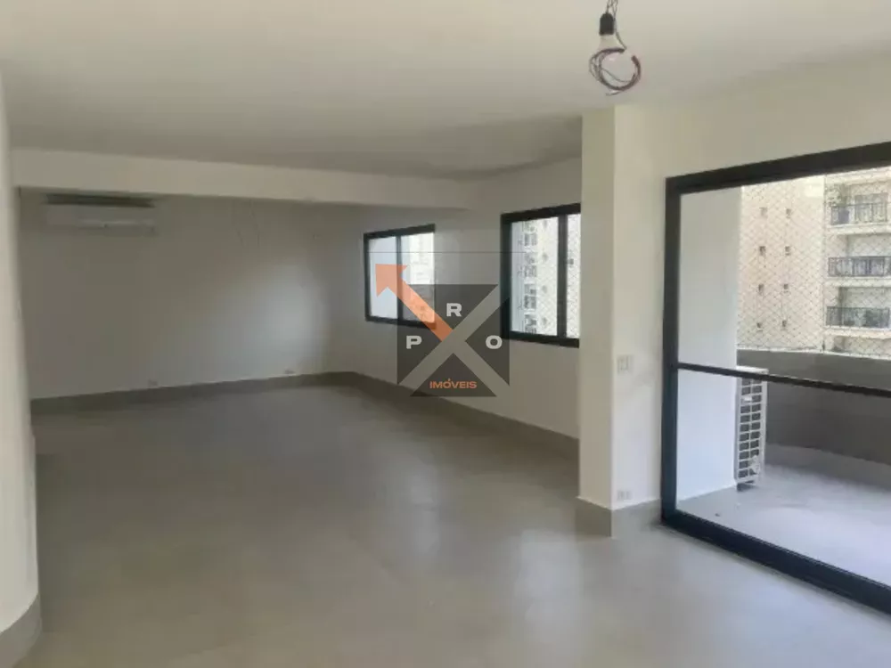 Apartamento, 3 quartos, 215 m² - Foto 1