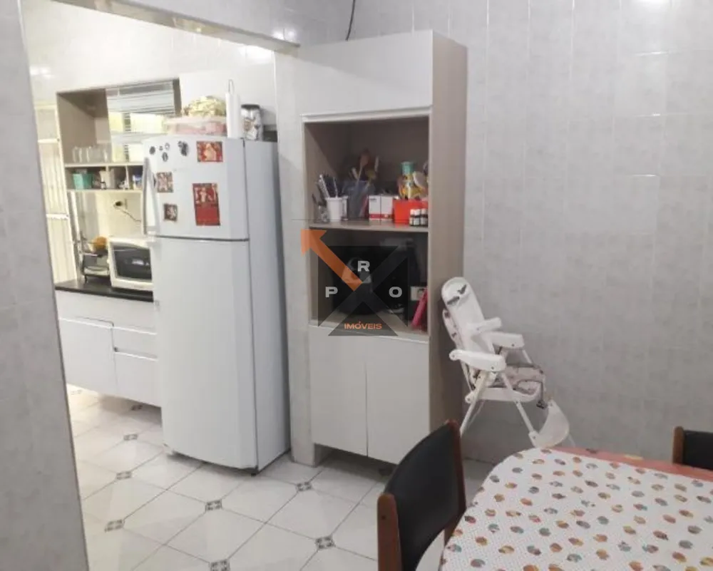 Casa, 3 quartos, 200 m² - Foto 6