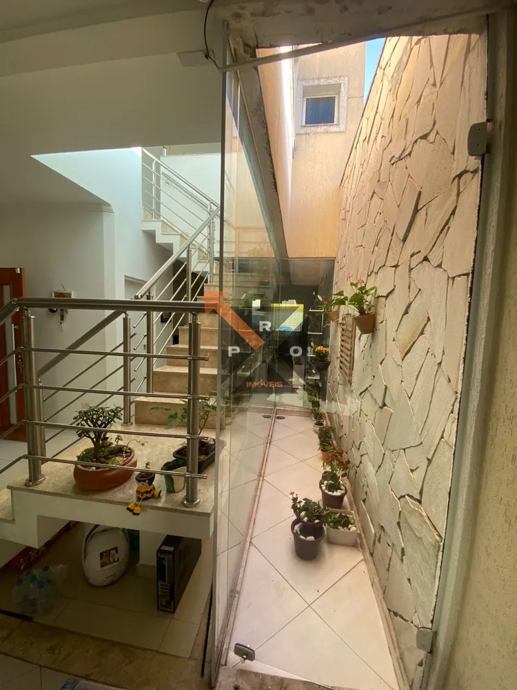 Casa, 4 quartos, 220 m² - Foto 4