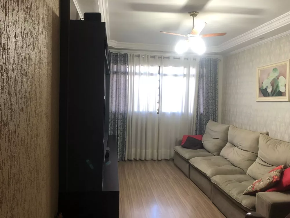 Casa à venda com 3 quartos, 180m² - Foto 2